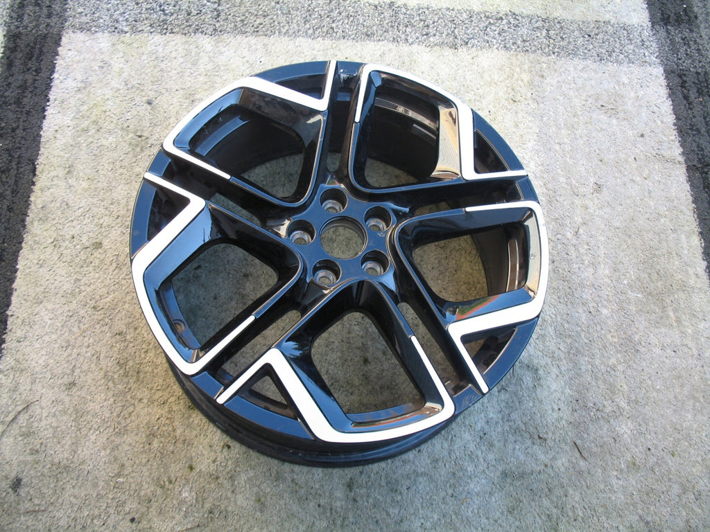 1x Alufelge 18 Zoll 7.0" 5x100 39ET Glanz Silber 2GM601025AN VW T-Cross FEL6617267442jf