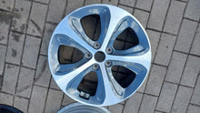 Load image into Gallery viewer, 1x Alufelge 18 Zoll 7.5" 5x114.3 52 5ET Glanz Silber 52910A4350 Kia Mg Rim Wheel FEL4570963207cm