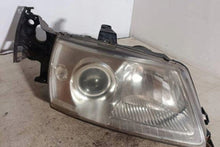 Laden Sie das Bild in den Galerie-Viewer, Frontscheinwerfer Saab 9-5 Estate 89006252 Rechts Scheinwerfer Headlight