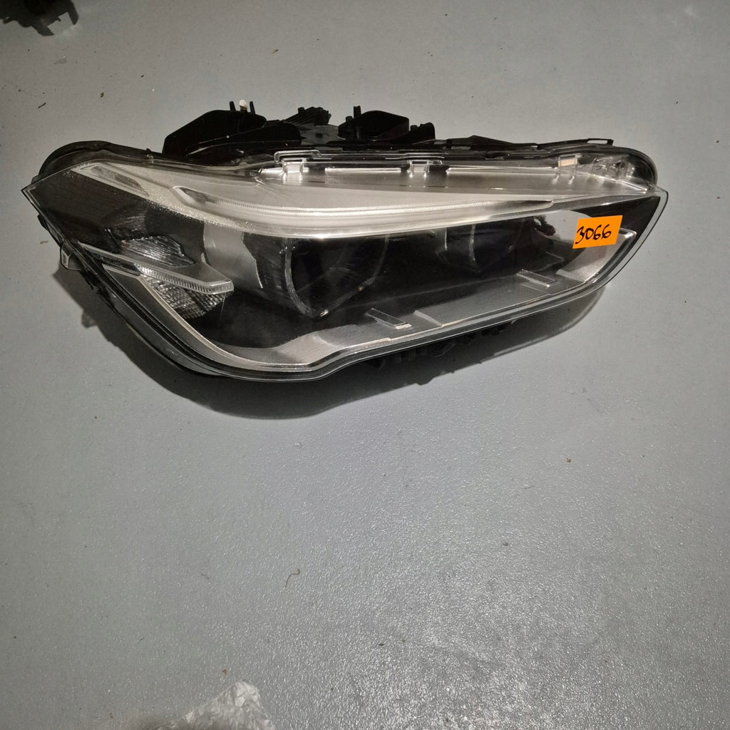 Frontscheinwerfer BMW X1 F48 7495004 LED Rechts Scheinwerfer Headlight SCH7113722587ka