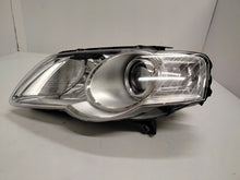 Load image into Gallery viewer, Frontscheinwerfer VW Passat 69312179 Links Scheinwerfer Headlight SCH9382801012wr