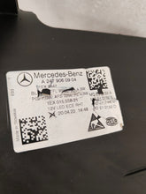 Laden Sie das Bild in den Galerie-Viewer, Frontscheinwerfer Mercedes-Benz W247 A2479060904 A2479061004 LED Ein Satz SCH3032972978is