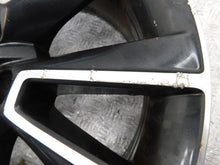 Laden Sie das Bild in den Galerie-Viewer, 1x Alufelge 17 Zoll 7.0" 5x112 45ET Matt 5L0601025AC 5L0601025F Skoda Yeti FEL4712702304ie