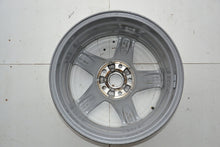 Laden Sie das Bild in den Galerie-Viewer, 1x Alufelge 16 Zoll 6.5&quot; 5x108 50ET Glanz Graphit JX7J-1007-A1C Ford Focus