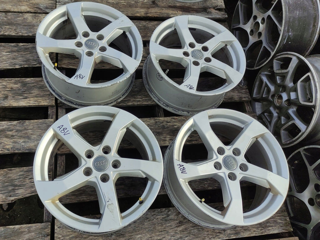 4x Alufelge 17 Zoll 7.5" 5x112 51ET Glanz Silber 8V0601025CT Audi A3 Rim Wheel FEL4831835354vb