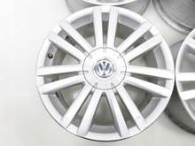 Load image into Gallery viewer, 4x Alufelge 17 Zoll 7.0" 5x112 47ET Silber 1T0601025F VW Passat Touran Caddy I FEL1349932533dj