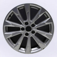 Load image into Gallery viewer, 1x Alufelge 18 Zoll 7.0&quot; 5x112 43ET Glanz Silber 83A601025G Audi Q3 Rim Wheel