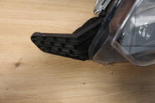 Laden Sie das Bild in den Galerie-Viewer, Frontscheinwerfer Skoda Yeti 5L1941016 Xenon Ein Stück (Rechts oder Links)