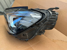 Laden Sie das Bild in den Galerie-Viewer, Frontscheinwerfer Mercedes-Benz Gle A1679066504 Links Scheinwerfer Headlight SCH4028111768bg