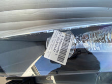 Laden Sie das Bild in den Galerie-Viewer, Frontscheinwerfer BMW X5 F15 7290049 Links Scheinwerfer Headlight SCH7706829010hv