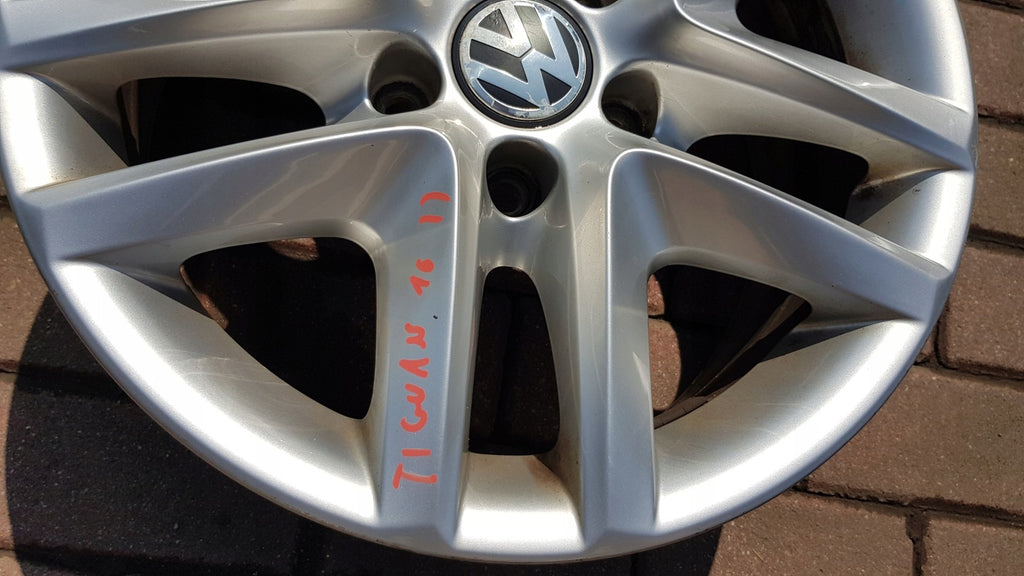 1x Alufelge 17 Zoll 6.5" 5x112 VW Tiguan Rim Wheel