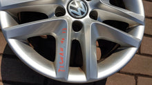 Load image into Gallery viewer, 1x Alufelge 17 Zoll 6.5&quot; 5x112 VW Tiguan Rim Wheel