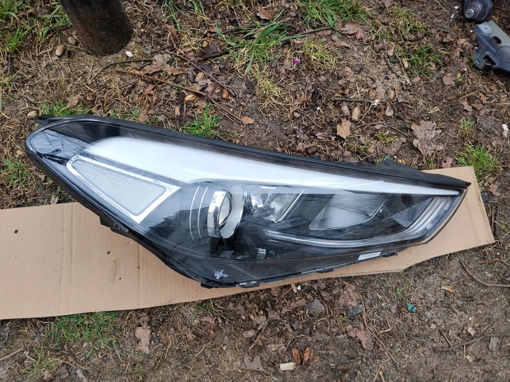 Frontscheinwerfer Hyundai Tucson 92102-D7000 Rechts Scheinwerfer Headlight SCH2288728839ek