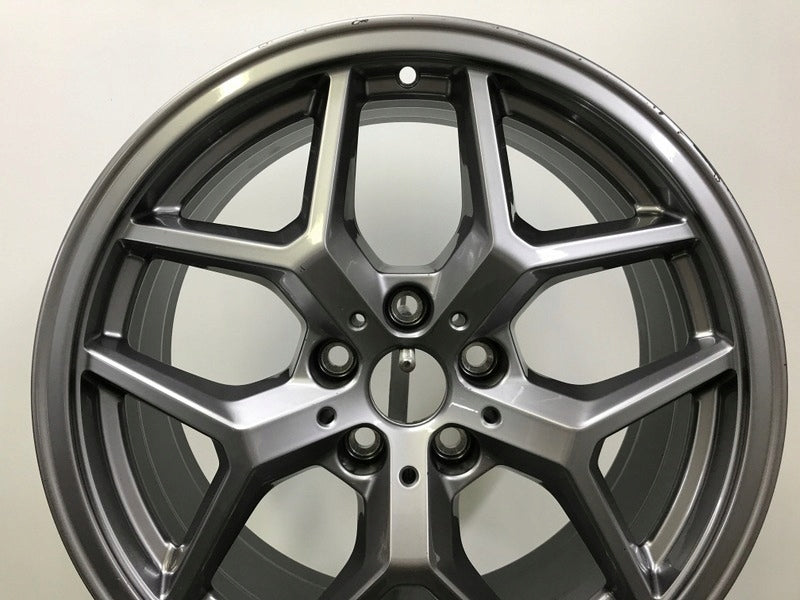 1x Alufelge 18 Zoll 7.5" 5x112 23ET Glanz Grau 5A324D5 BMW 1 Rim Wheel FEL4778927171lm