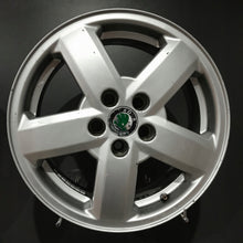 Laden Sie das Bild in den Galerie-Viewer, 4x Alufelge 15 Zoll 6.0" 5x100 38ET 1U0601025H Skoda Rapid Rim Wheel FEL7006201077vq