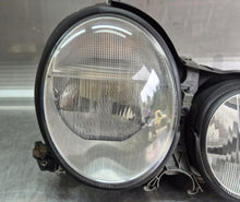 Load image into Gallery viewer, Frontscheinwerfer Mercedes-Benz W210 A2108204061 Xenon Rechts Headlight