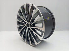 Laden Sie das Bild in den Galerie-Viewer, 1x Alufelge 20 Zoll 9.0" 5x112 42ET Glanz 5LA601025BB Skoda Enyaq Rim Wheel FEL8897703775vi