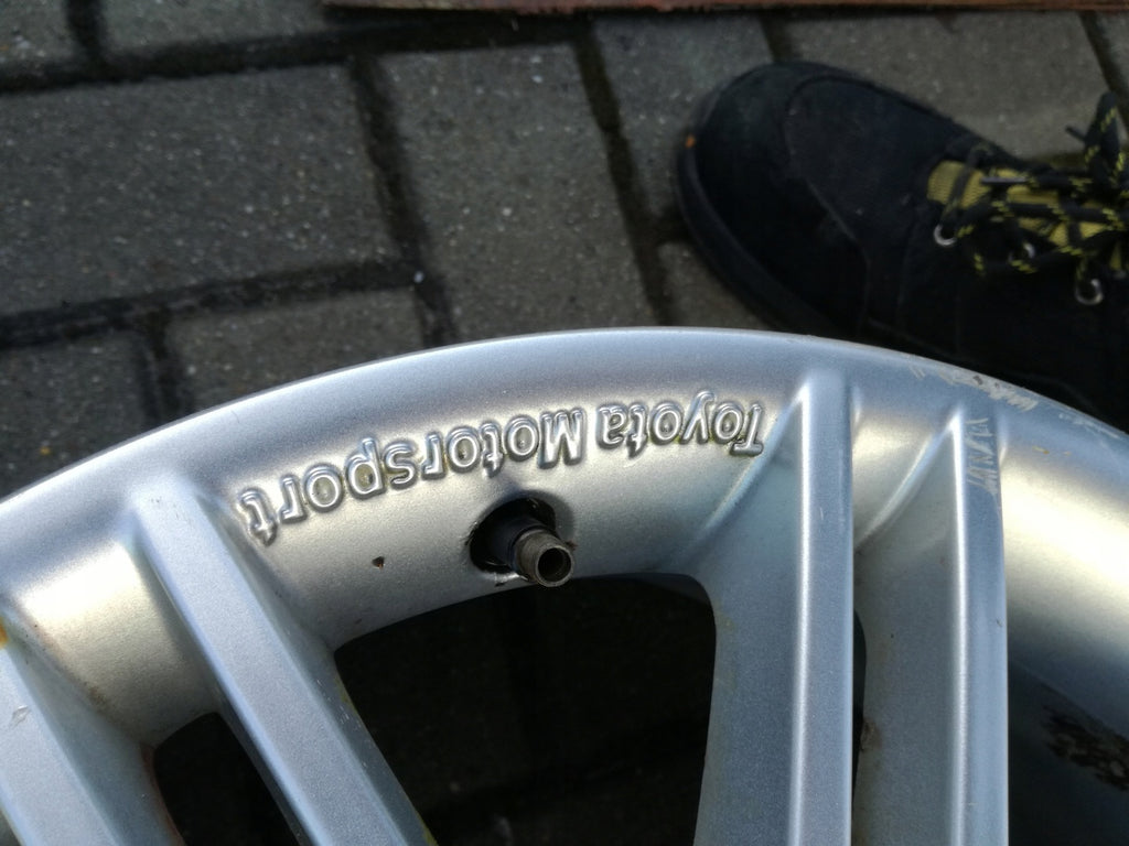 1x Alufelge 16 Zoll 7.0" 4x100 45ET AM300185 Toyota Yaris Rim Wheel