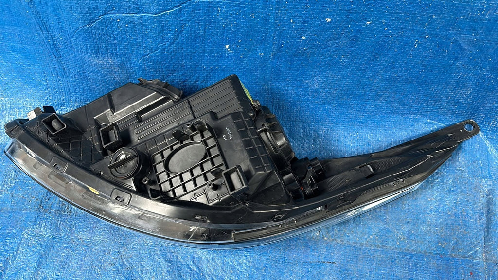 Frontscheinwerfer Kia Ceed 92102-A2260 Rechts Scheinwerfer Headlight