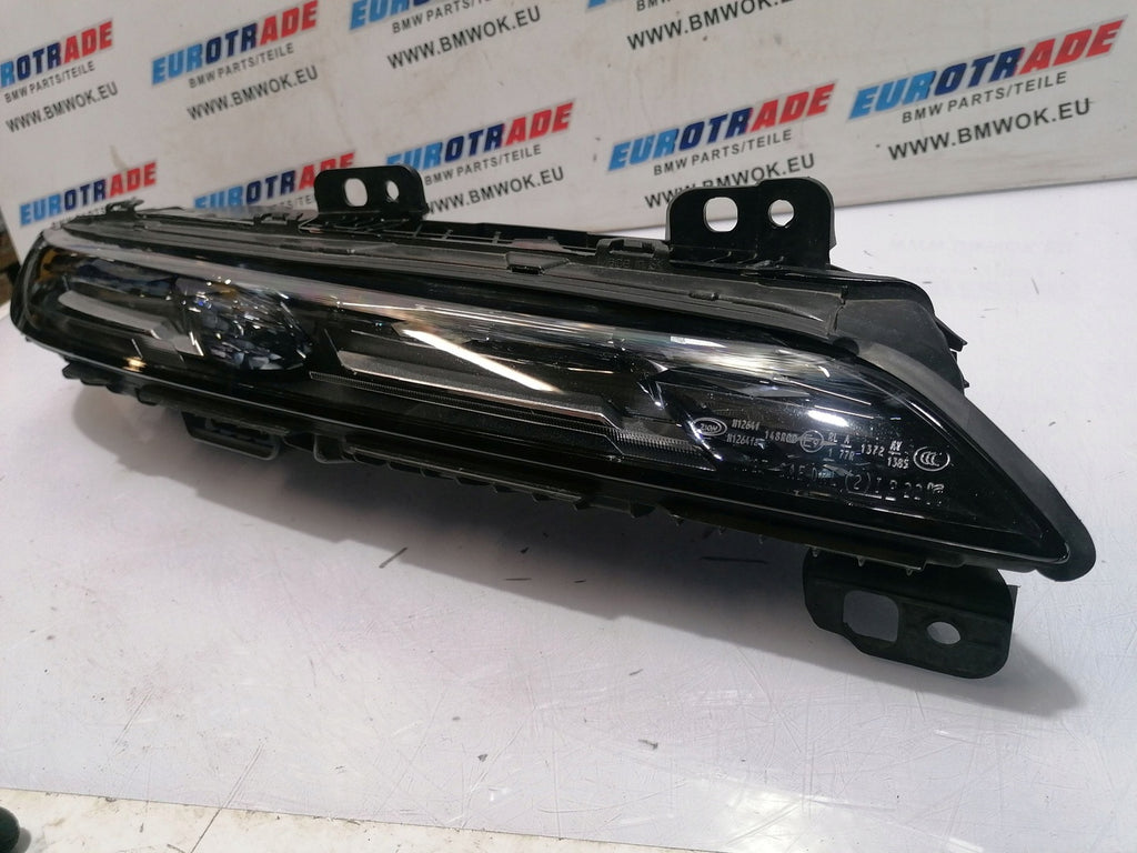 Frontscheinwerfer BMW 9879936 5A5F5C4 LED Rechts Scheinwerfer Headlight SCH9118079322co