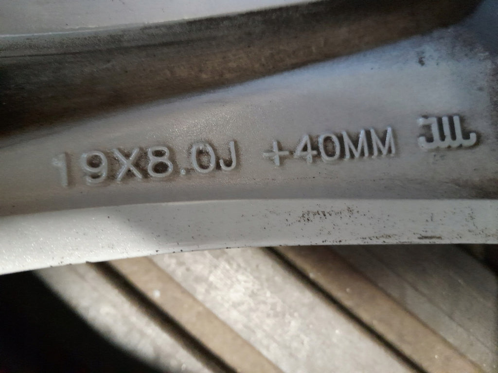 1x Alufelge 19 Zoll 8.0" 5x114.3 40ET Glanz 105933700B Tesla Model S Rim Wheel FEL8753336148lm