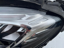 Laden Sie das Bild in den Galerie-Viewer, Frontscheinwerfer Mercedes-Benz Glc A2549063702 Links Scheinwerfer Headlight SCH8883523690sv
