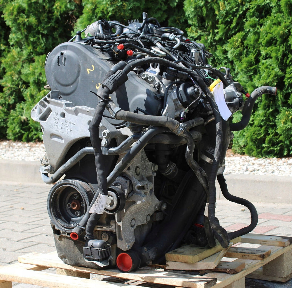 Motor Seat Skoda VW CFGC CFGB 2.0 TDI 225TKm 2014 Diesel Engine Komplett