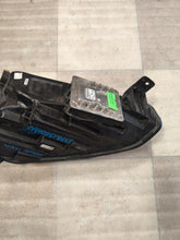 Load image into Gallery viewer, Frontscheinwerfer Ford Focus JX7B13E017AF Links Scheinwerfer Headlight SCH6887798381ch