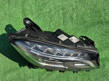 Laden Sie das Bild in den Galerie-Viewer, Frontscheinwerfer Mercedes-Benz Gla A1569061800 Bi-Xenon Rechts Headlight SCH2458002786pv