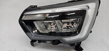 Load image into Gallery viewer, Frontscheinwerfer Renault Master 260607867R LED Links Scheinwerfer Headlight