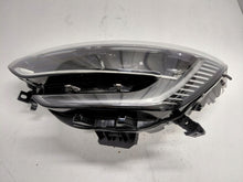 Laden Sie das Bild in den Galerie-Viewer, Frontscheinwerfer Renault Megane IV 260608417R Full LED Links Headlight SCH5559100230vb