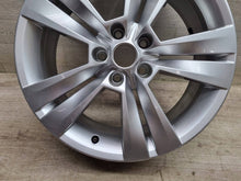 Laden Sie das Bild in den Galerie-Viewer, 1x Alufelge 18 Zoll 5x112 57A601025E Skoda Karoq Rim Wheel FEL6590739645sq
