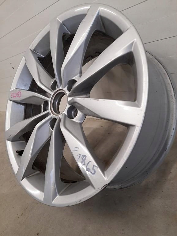 1x Alufelge 17 Zoll 7.0" 5x112 VW Golf Vii Rim Wheel