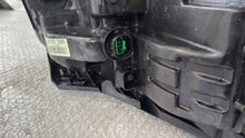Laden Sie das Bild in den Galerie-Viewer, Frontscheinwerfer Kia Sorento 92101-C5620 Links Scheinwerfer Headlight SCH4735989324uo