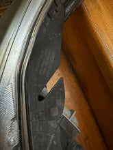 Load image into Gallery viewer, Frontscheinwerfer Toyota Avensis 65323298 Rechts Scheinwerfer Headlight SCH3101490112hy