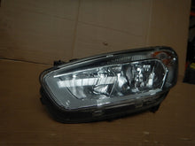 Laden Sie das Bild in den Galerie-Viewer, Frontscheinwerfer Ford Transit Tourneo Courier ET76-13W030-AK Links Headlight SCH5015851180xx