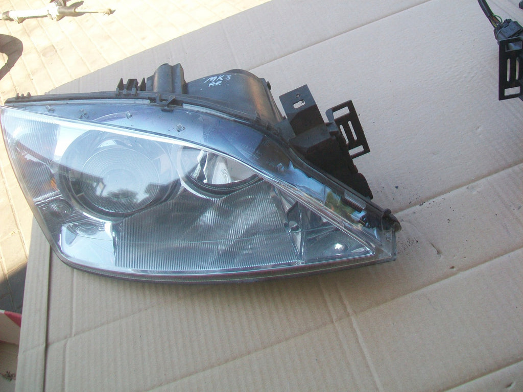 Frontscheinwerfer Ford Mondeo Ein Stück (Rechts oder Links) Headlight