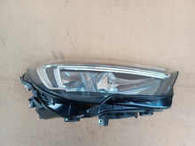 Load image into Gallery viewer, Frontscheinwerfer Opel Crossland 13467968 LED Rechts Scheinwerfer Headlight