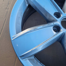 Laden Sie das Bild in den Galerie-Viewer, 1x Alufelge 17 Zoll 6.5" 5x112 38ET 5NA071497 VW Tiguan Rim Wheel FEL4499556954ty