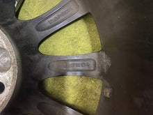 Laden Sie das Bild in den Galerie-Viewer, 1x Alufelge 17 Zoll 7.0" 5x112 5L0601025D Skoda Rim Wheel FEL9657373937di