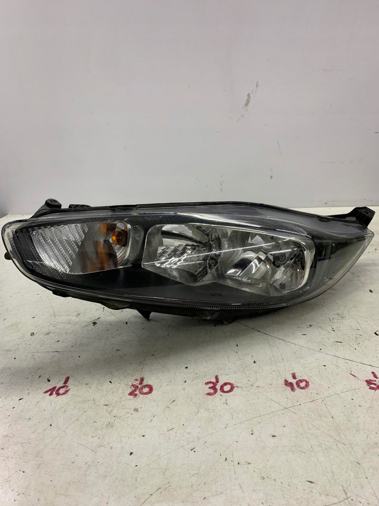 Frontscheinwerfer Ford Fiesta I C1BB-13W030-AE Ein Stück (Rechts oder Links) SCH1949554392bj
