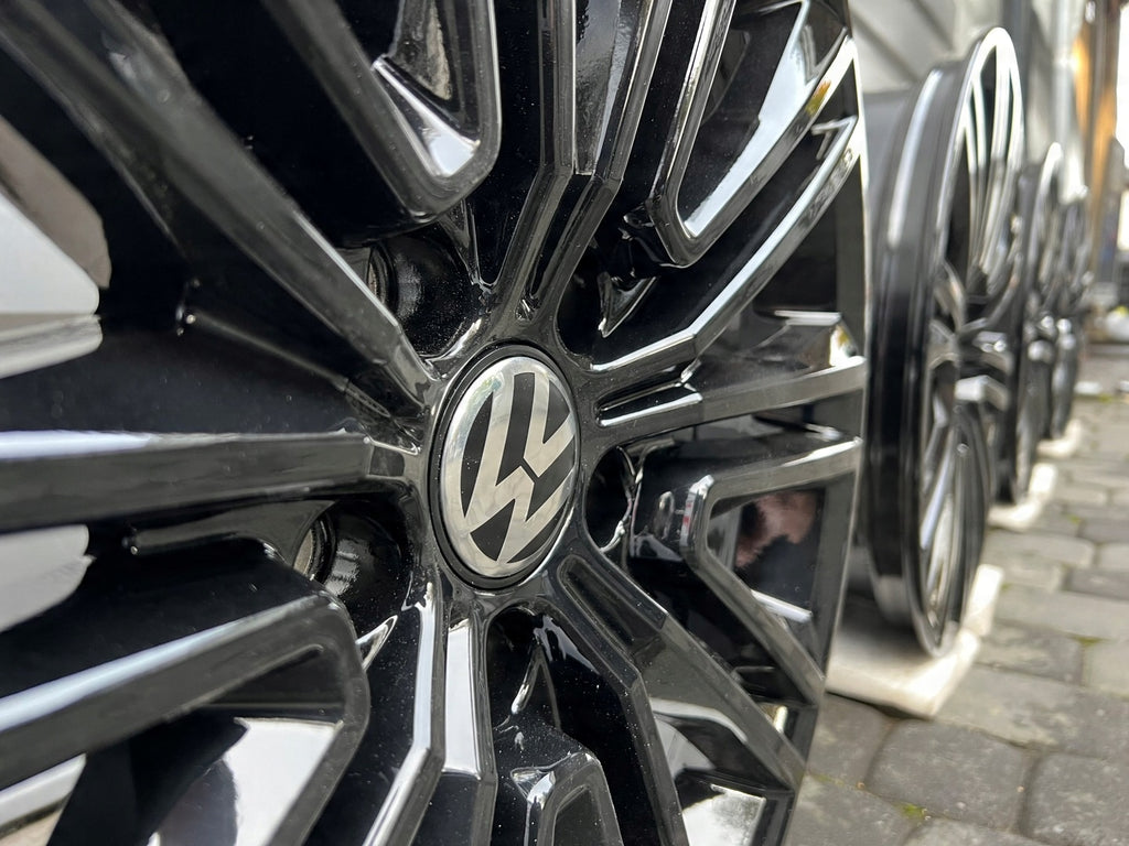 4x Alufelge 18 Zoll 8.0" 5x112 44ET VW Passat Tiguan Arteon Rim Wheel