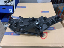 Load image into Gallery viewer, Frontscheinwerfer Toyota Yaris 27583R 27582R LED Rechts Scheinwerfer Headlight SCH8850578121qb