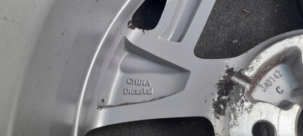 1x Alufelge 15 Zoll 6.0" 4x100 48ET Glanz Silber 52910-K7100 Hyundai Rim Wheel