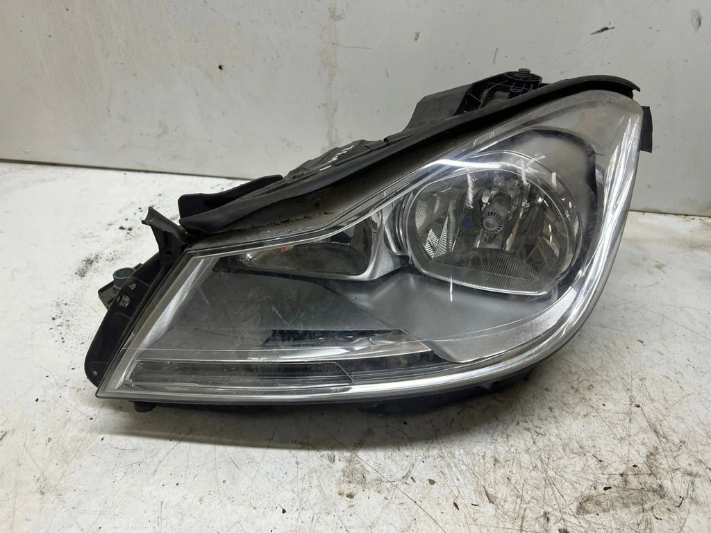 Frontscheinwerfer Mercedes-Benz W204 3401135A Vorderseite Scheinwerfer Headlight SCH2183040035ma