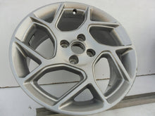 Laden Sie das Bild in den Galerie-Viewer, 1x Alufelge 17 Zoll 7.5&quot; 4x108 42,5ET Glanz Silber K1BJ-A1A Ford Fiesta