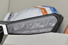 Laden Sie das Bild in den Galerie-Viewer, Frontscheinwerfer Skoda Fabia 6VB941015 6VB941015A LED Links Headlight
