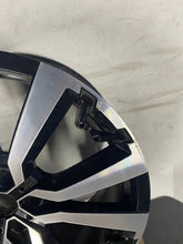 Laden Sie das Bild in den Galerie-Viewer, 1x Alufelge 20 Zoll 8.5&quot; 5x114.3 403008205R Renault Rim Wheel