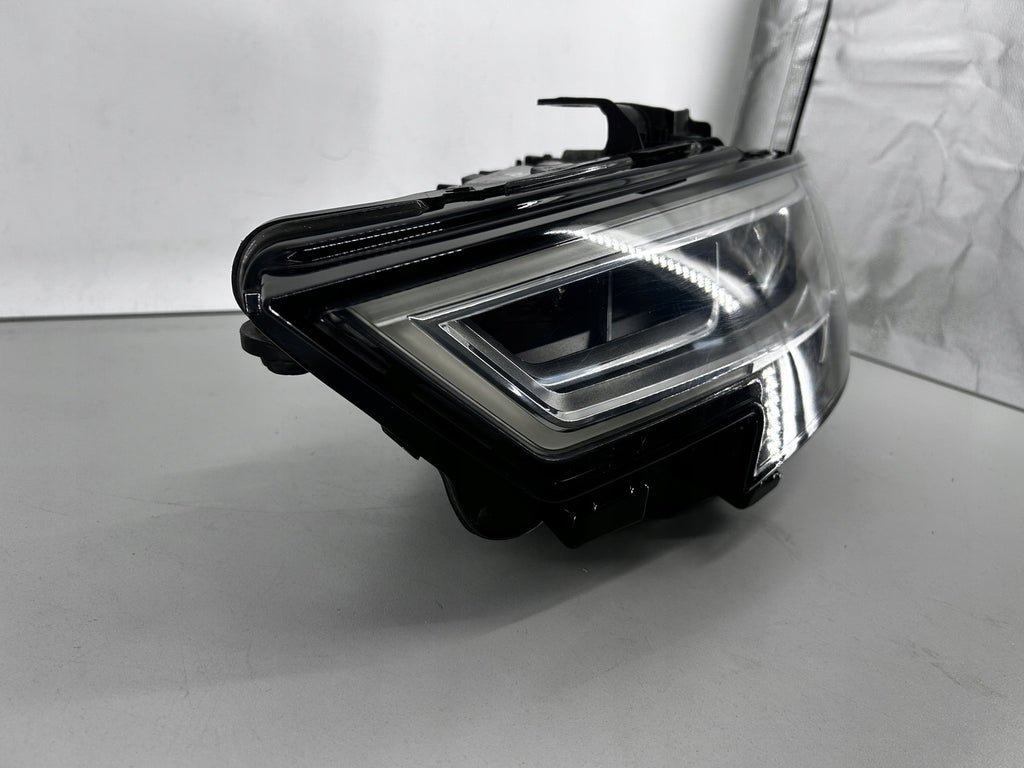 Frontscheinwerfer Audi A3 8V0941033C Ein Stück (Rechts oder Links) Headlight
