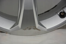 Load image into Gallery viewer, 1x Alufelge 18 Zoll 8.0&quot; 5x112 39ET Glanz Silber 80A601025C Audi Rim Wheel